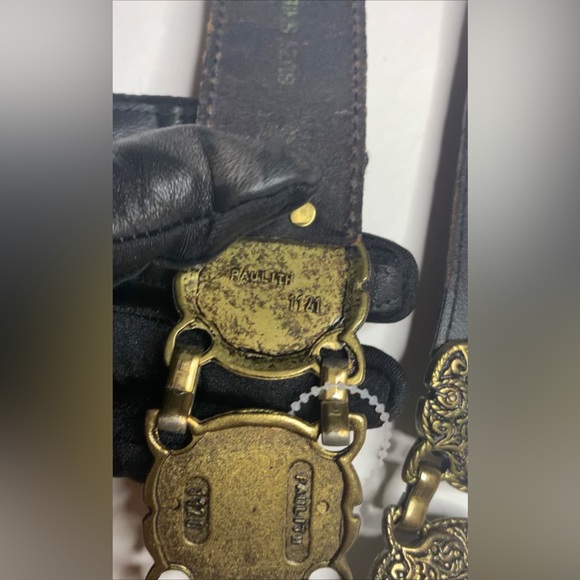 Paulith Vintage Marked Metal Conchos - Black Leather Ladies Belt 35 Inches EUC - Picture 12 of 12